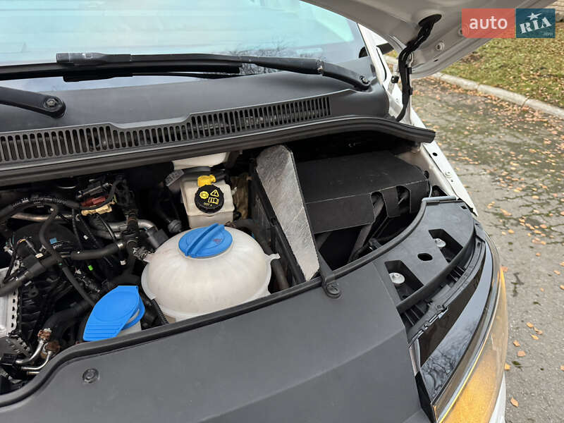 Грузовой фургон Volkswagen Transporter 2016 в Ровно фото 58 Грузовой фургон Volkswagen Transporter 2016 в Ровно