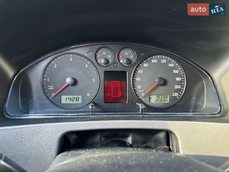 Мінівен Volkswagen Transporter 2005 в Житомирі фото 11 Мінівен Volkswagen Transporter 2005 в Житомирі