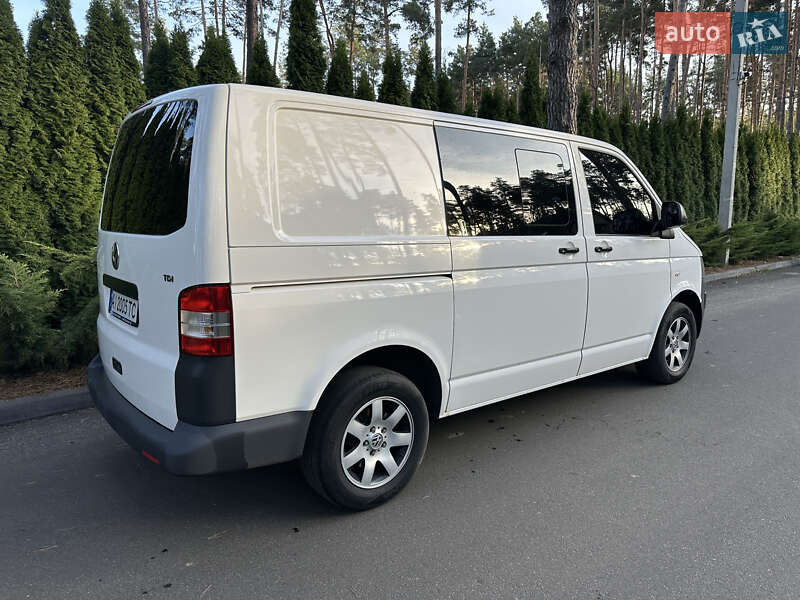 Вантажний фургон Volkswagen Transporter 2011 в Києві фото 8 Вантажний фургон Volkswagen Transporter 2011 в Києві