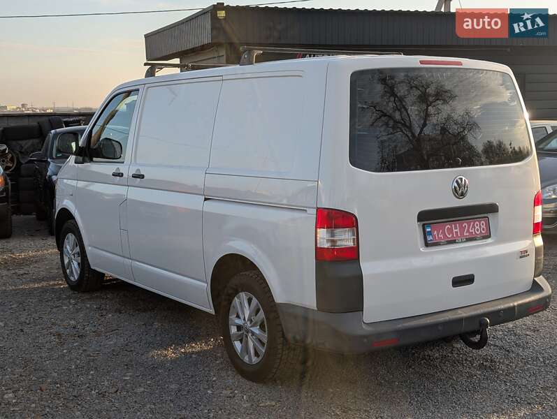 Вантажний фургон Volkswagen Transporter 2010 в Рівному фото 15 Вантажний фургон Volkswagen Transporter 2010 в Рівному