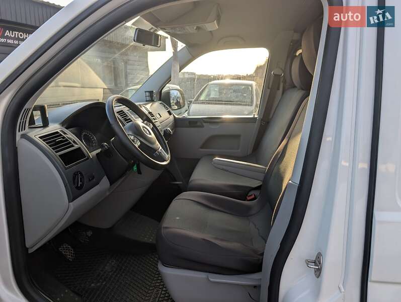 Вантажний фургон Volkswagen Transporter 2010 в Рівному фото 25 Вантажний фургон Volkswagen Transporter 2010 в Рівному
