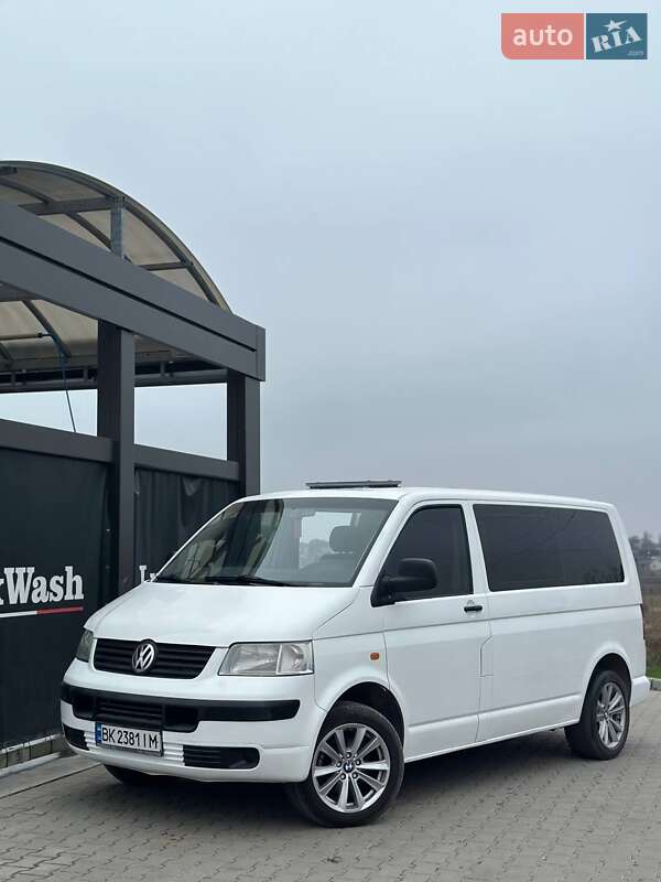 Микроавтобус Volkswagen Transporter 2003 в Шумске