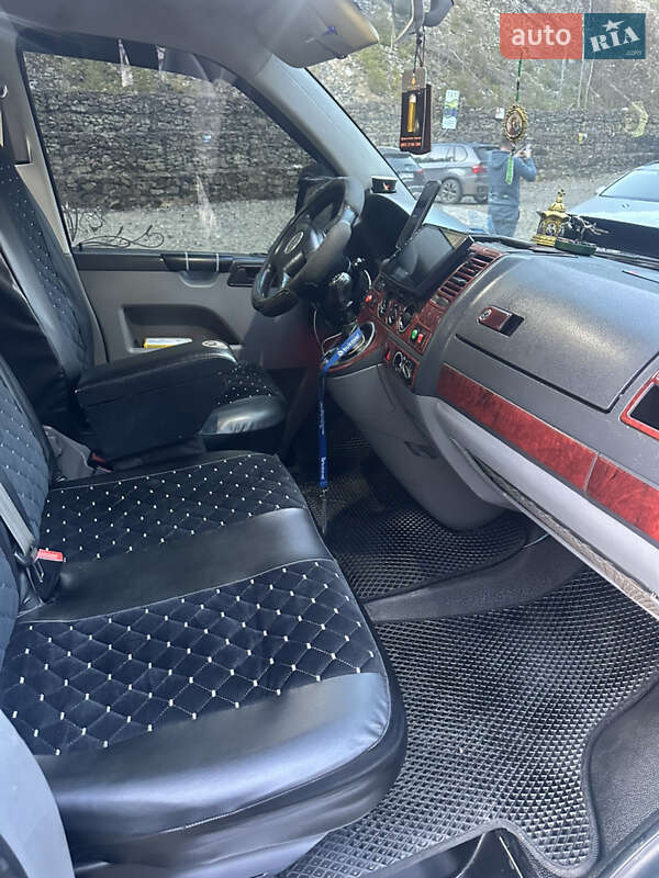 Мінівен Volkswagen Transporter 2004 в Поляниці
