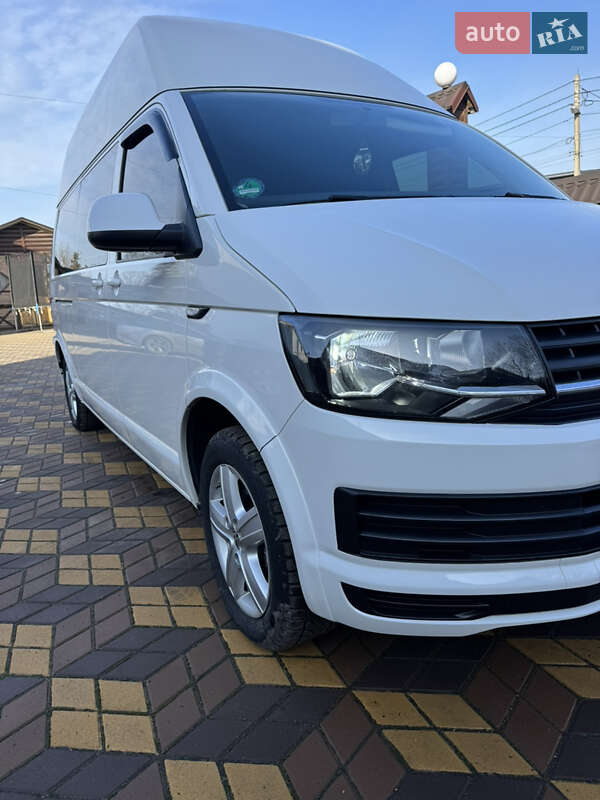 Грузопассажирский фургон Volkswagen Transporter 2018 в Гайсине
