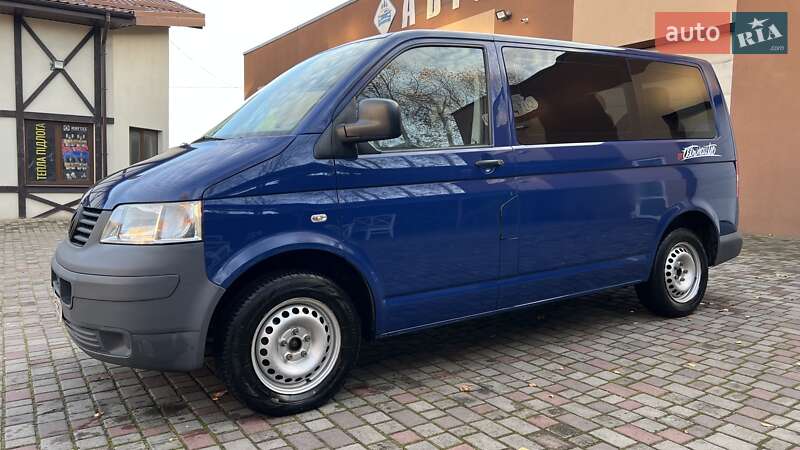 Мінівен Volkswagen Transporter 2008 в Рівному