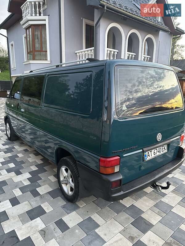 Минивэн Volkswagen Transporter 2003 в Ивано-Франковске