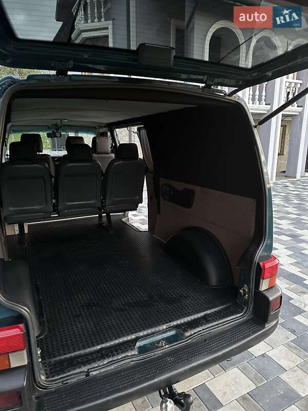 Минивэн Volkswagen Transporter 2003 в Ивано-Франковске