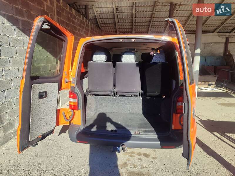 Минивэн Volkswagen Transporter 2006 в Ивано-Франковске