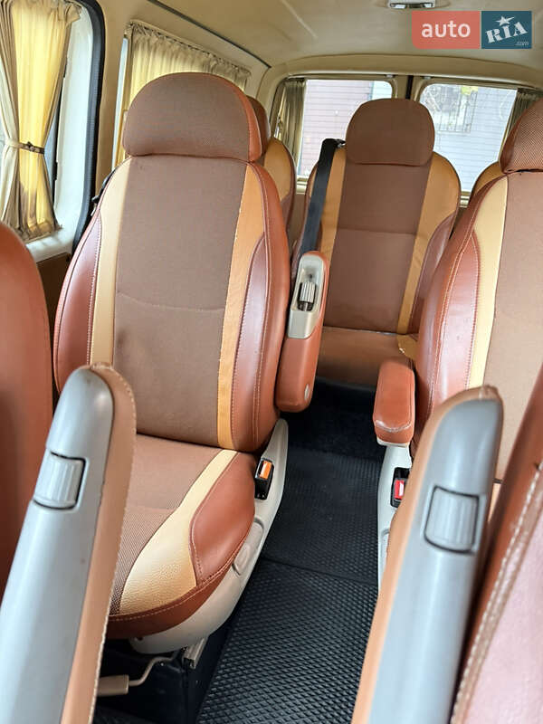 Мікроавтобус Volkswagen Transporter 2007 в Умані