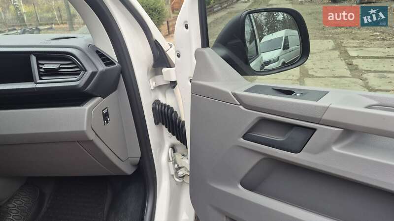 Мінівен Volkswagen Transporter 2022 в Бердичеві