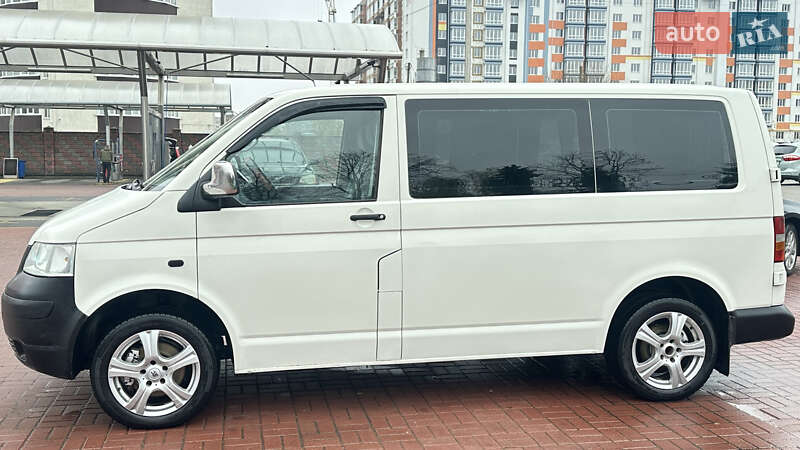 Мінівен Volkswagen Transporter 2004 в Рівному фото 3 Мінівен Volkswagen Transporter 2004 в Рівному