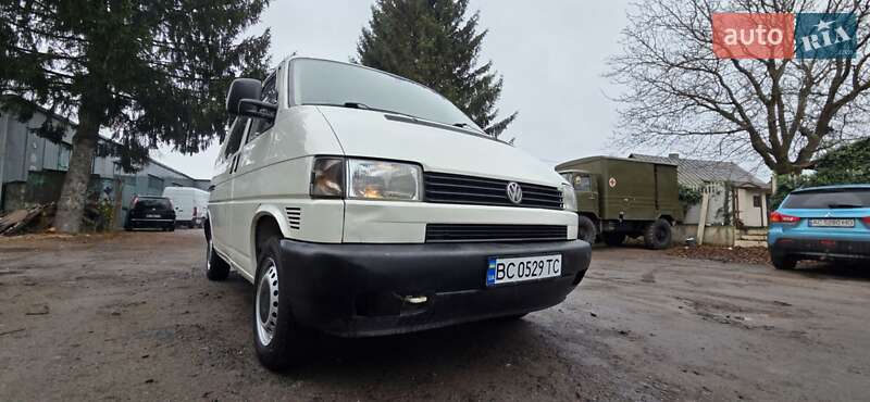 Минивэн Volkswagen Transporter 1999 в Дубно