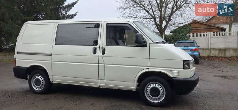 Минивэн Volkswagen Transporter 1999 в Дубно
