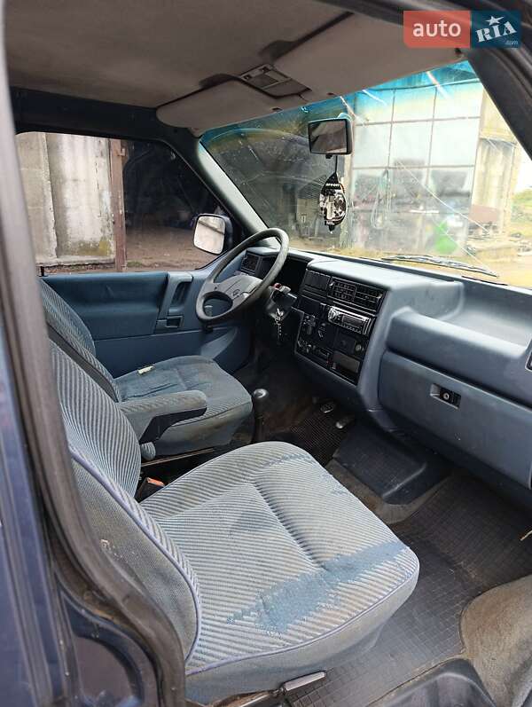 Минивэн Volkswagen Transporter 1992 в Татарбунарах