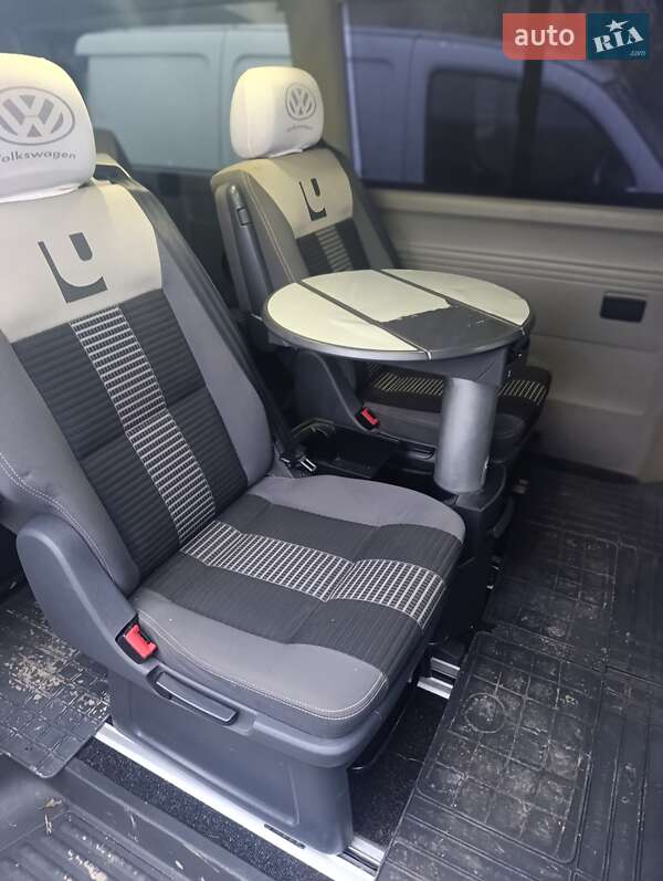 Минивэн Volkswagen Transporter 2005 в Шептицькому