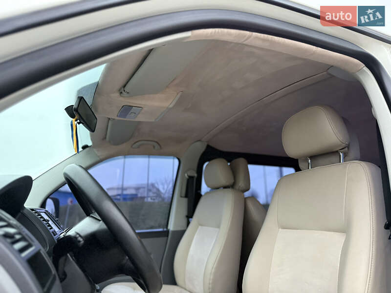 Минивэн Volkswagen Transporter 2008 в Виннице