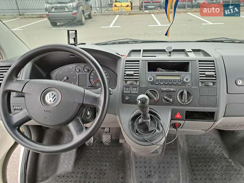 Минивэн Volkswagen Transporter 2008 в Киеве