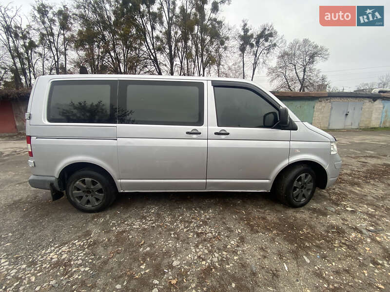 Минивэн Volkswagen Transporter 2004 в Змиеве