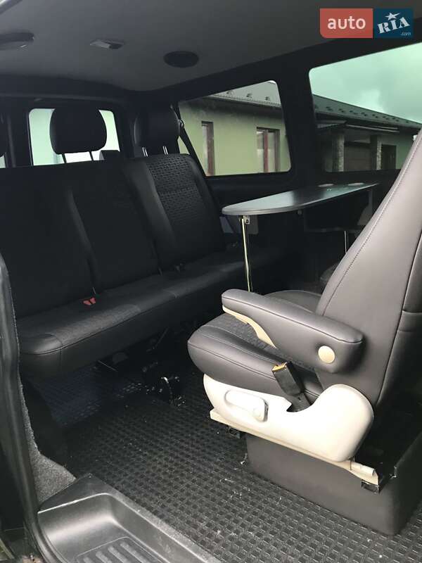 Мінівен Volkswagen Transporter 2012 в Радехові