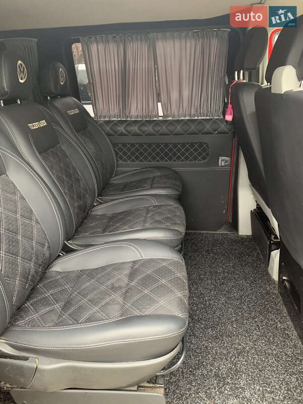 Мінівен Volkswagen Transporter 2014 в Києві