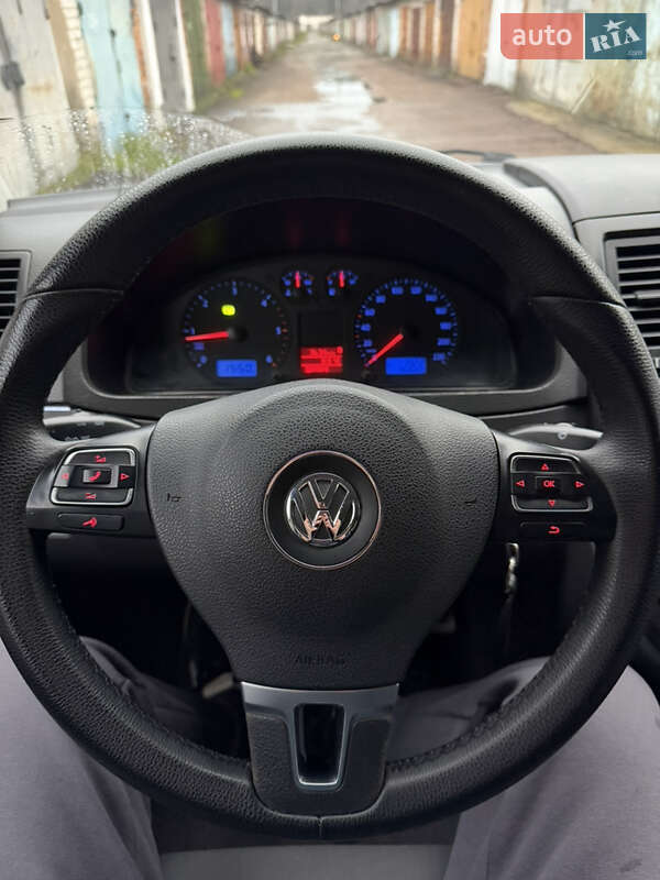 Мінівен Volkswagen Transporter 2009 в Житомирі