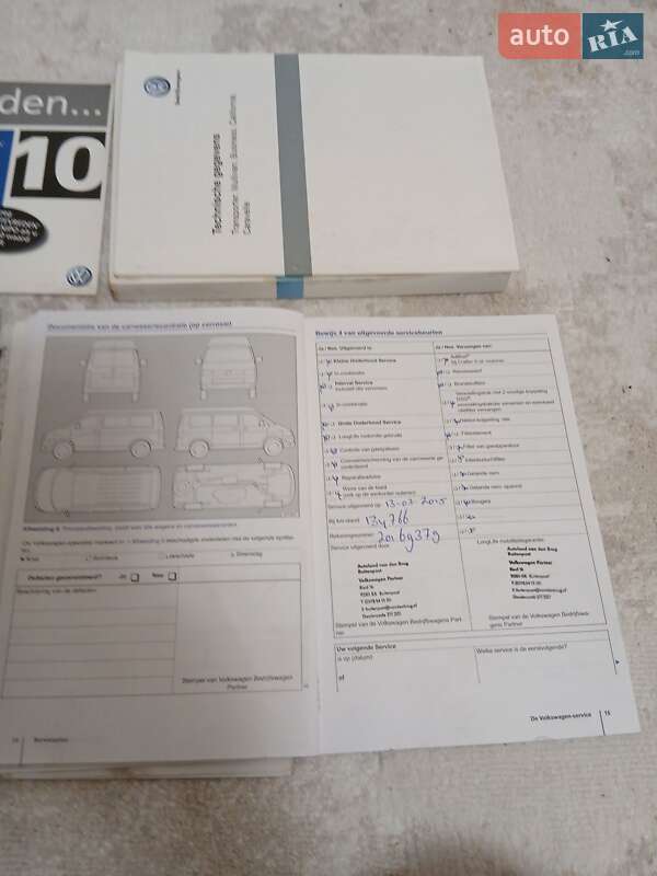 Мінівен Volkswagen Transporter 2012 в Чорткові