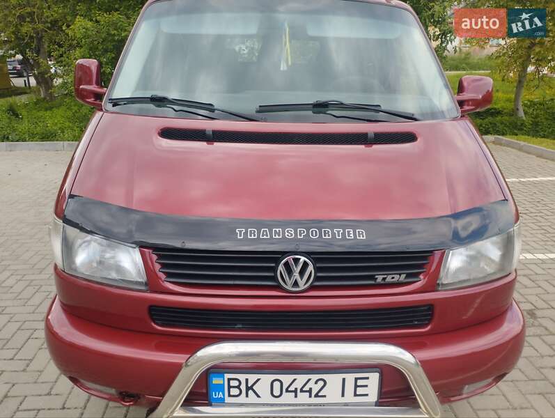 Мінівен Volkswagen Transporter 2001 в Дубні