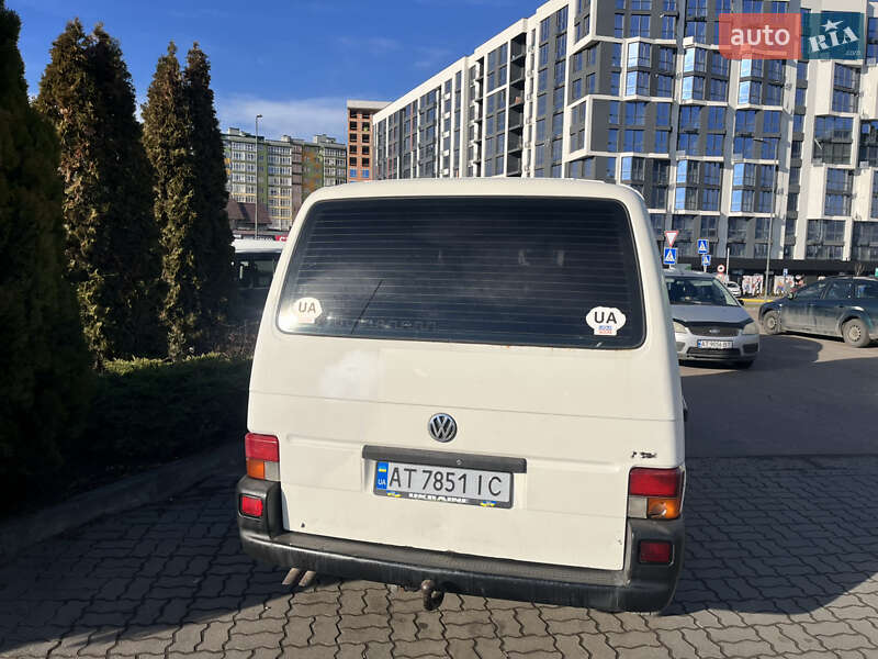 Мінівен Volkswagen Transporter 2001 в Івано-Франківську