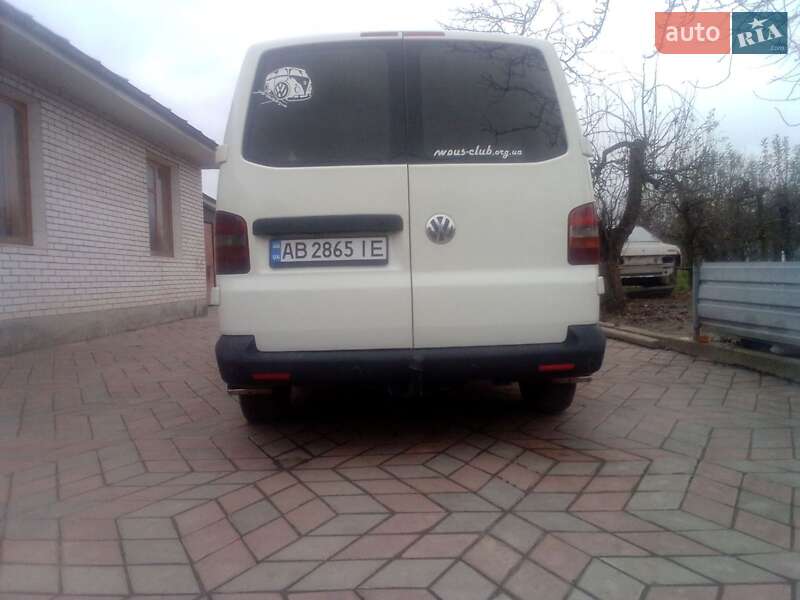 Вантажопасажирський фургон Volkswagen Transporter 2006 в Бару