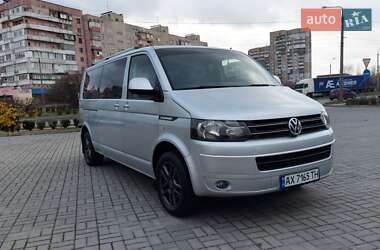 Мінівен Volkswagen Transporter 2015 в Запоріжжі