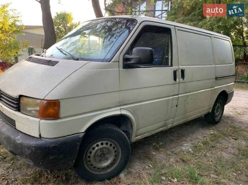 Грузовой фургон Volkswagen Transporter 1996 в Житомире