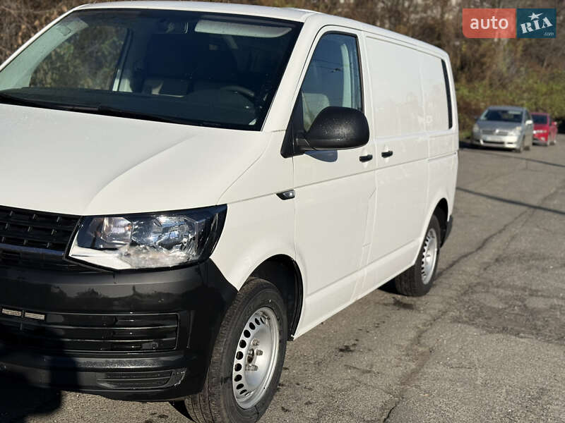 Вантажний фургон Volkswagen Transporter 2019 в Києві
