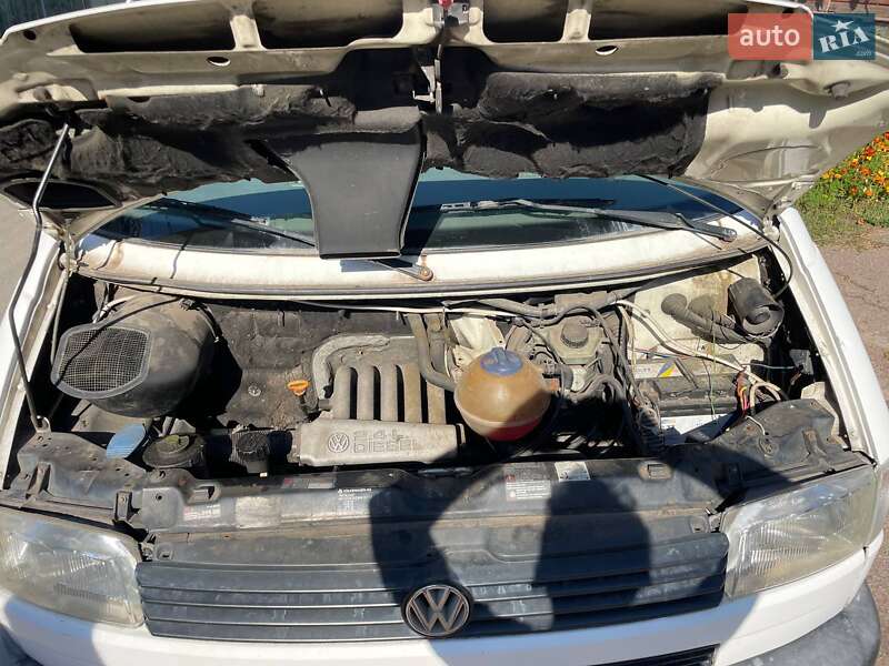 Минивэн Volkswagen Transporter 1998 в Чернигове