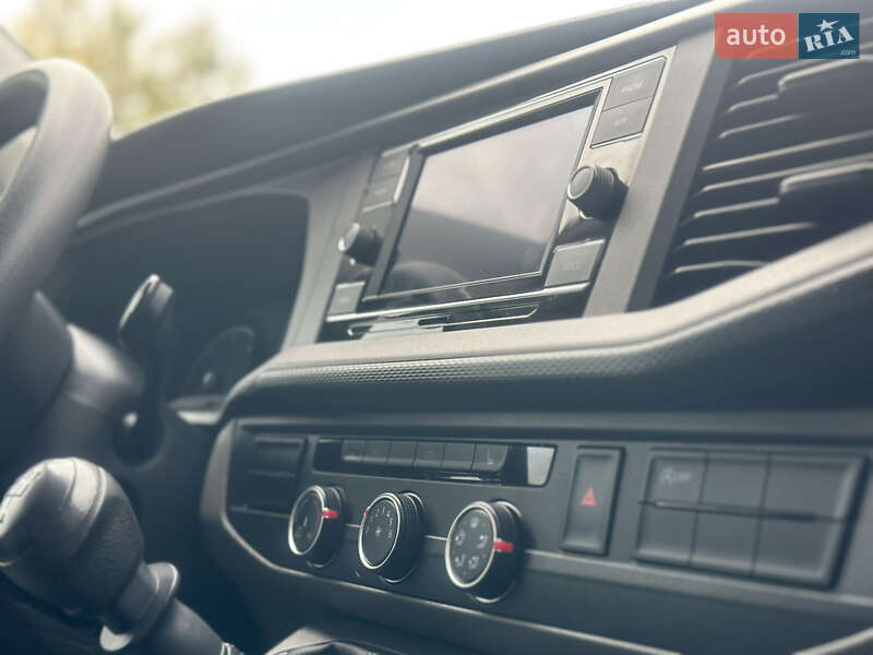 Грузовой фургон Volkswagen Transporter 2023 в Киеве