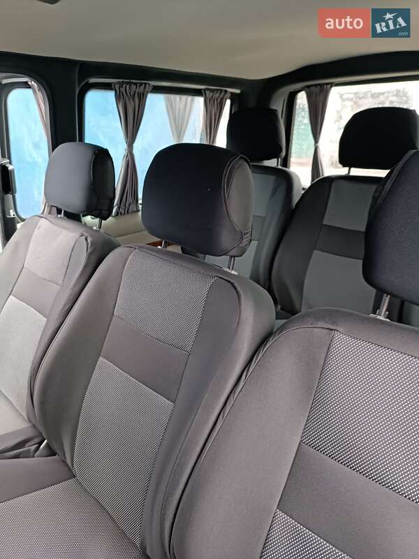 Минивэн Volkswagen Transporter 2008 в Чутове