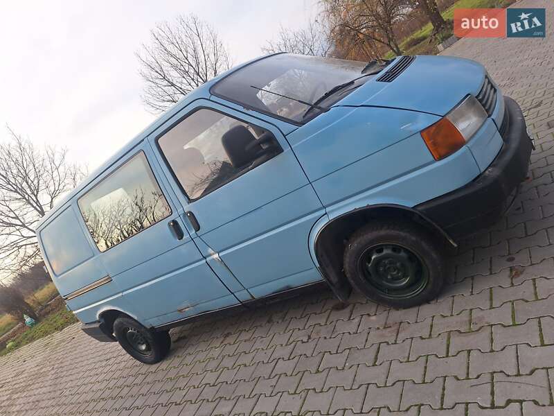 Минивэн Volkswagen Transporter 1993 в Черновцах