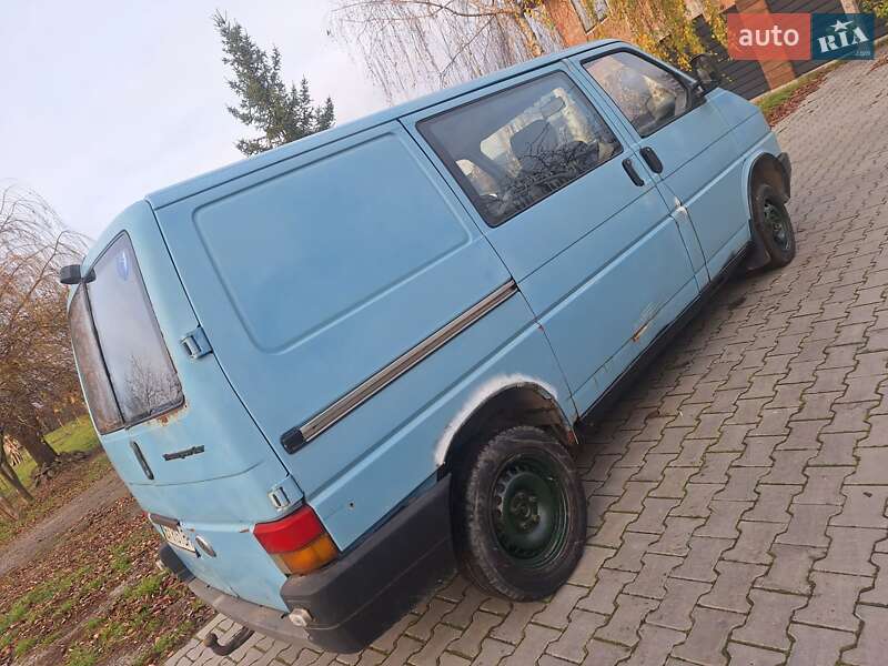Минивэн Volkswagen Transporter 1993 в Черновцах