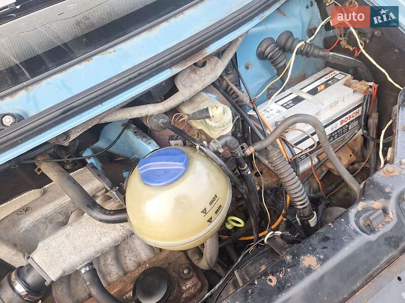 Минивэн Volkswagen Transporter 1993 в Черновцах