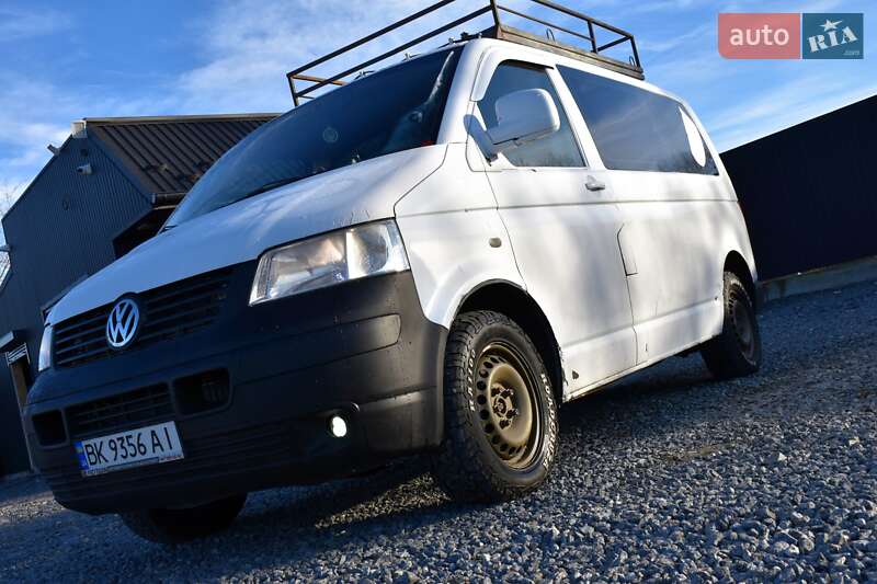 Мінівен Volkswagen Transporter 2006 в Дрогобичі