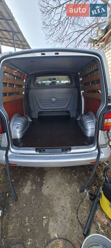 Минивэн Volkswagen Transporter 2005 в Павлограде