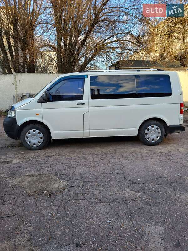 Минивэн Volkswagen Transporter 2006 в Житомире