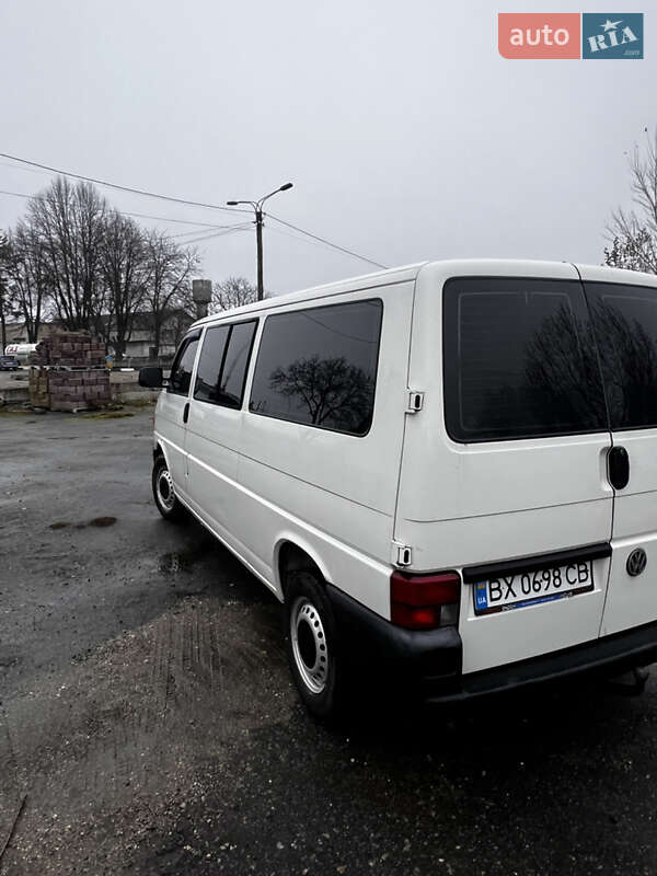 Минивэн Volkswagen Transporter 2001 в Хмельницком