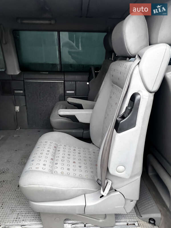 Минивэн Volkswagen Transporter 2001 в Хмельницком