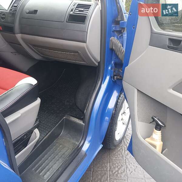 Мінівен Volkswagen Transporter 2007 в Івано-Франківську