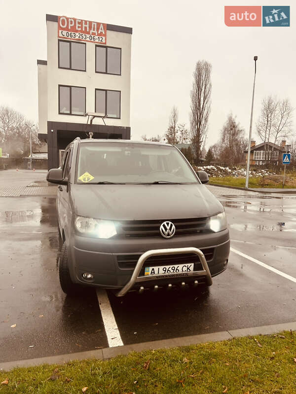 Минивэн Volkswagen Transporter 2010 в Клавдиевом-Тарасове