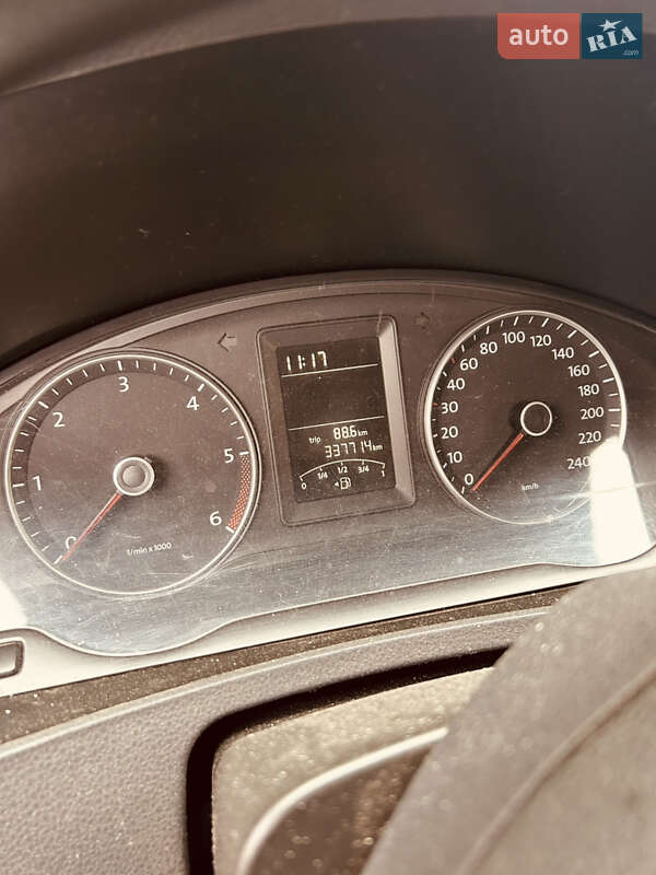 Минивэн Volkswagen Transporter 2010 в Клавдиевом-Тарасове