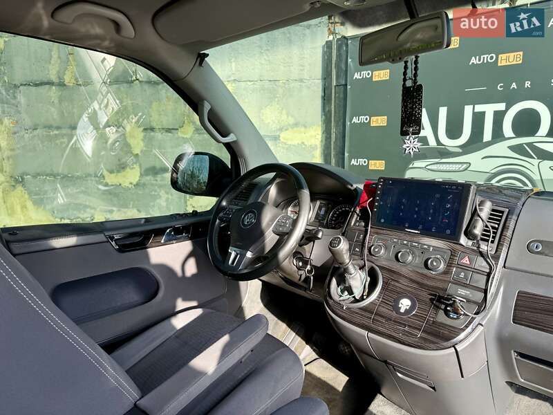 Мінівен Volkswagen Transporter 2004 в Харкові