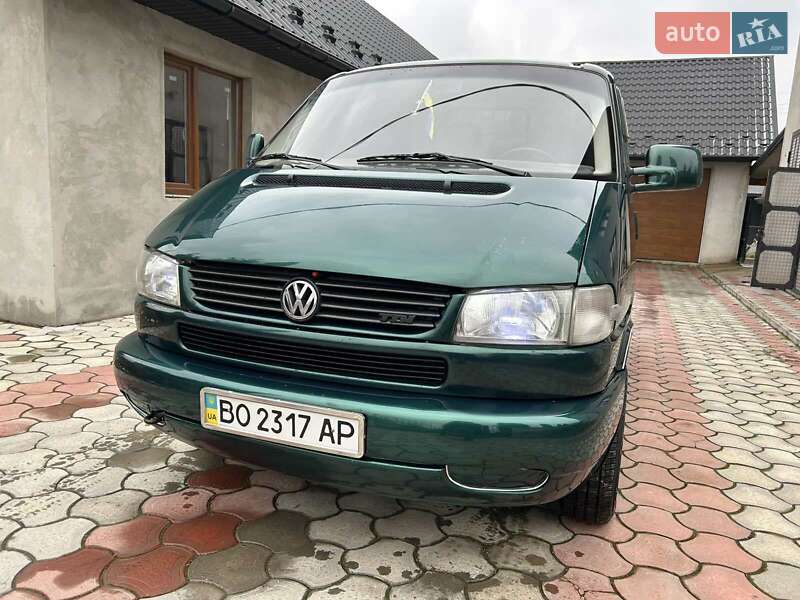 Грузовой фургон Volkswagen Transporter 2002 в Надворной
