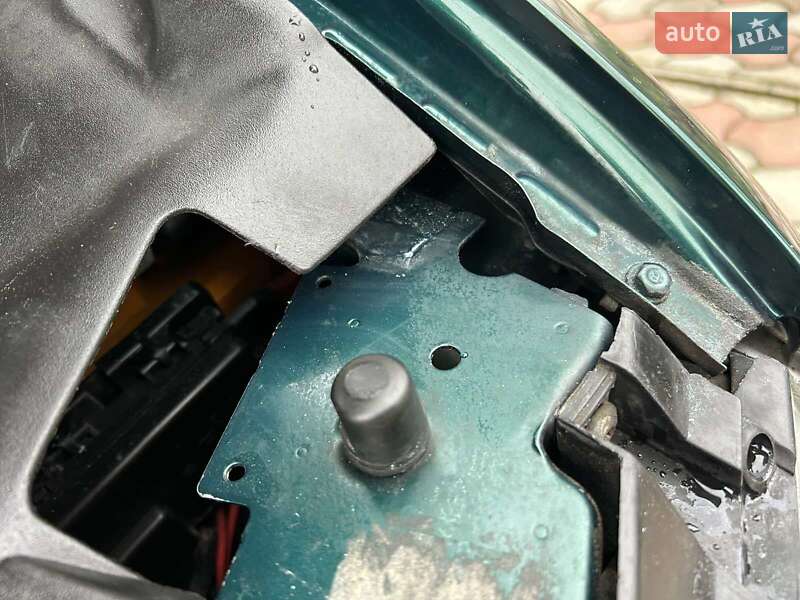 Грузовой фургон Volkswagen Transporter 2002 в Надворной