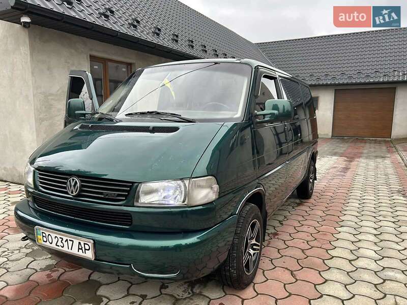 Грузовой фургон Volkswagen Transporter 2002 в Надворной